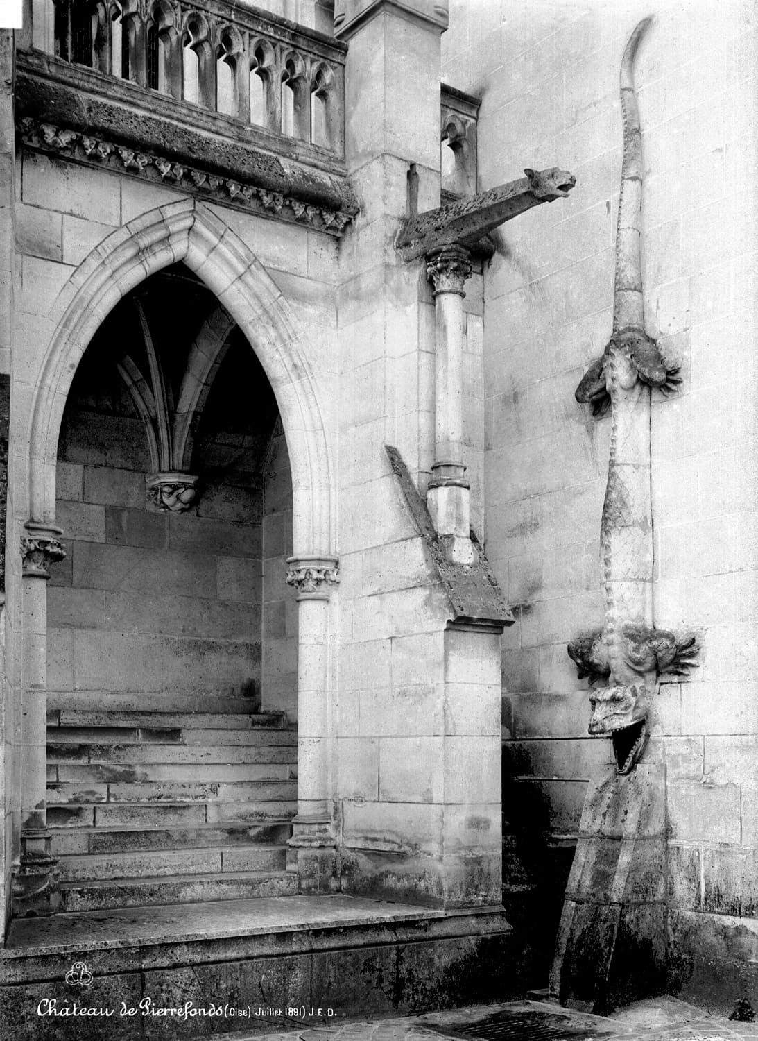 image de gauche